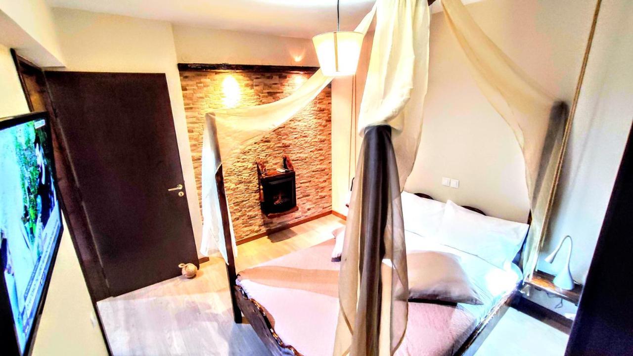 The Elysian At Nicopolis Jacuzzi Apartment Nikopolis Exterior foto